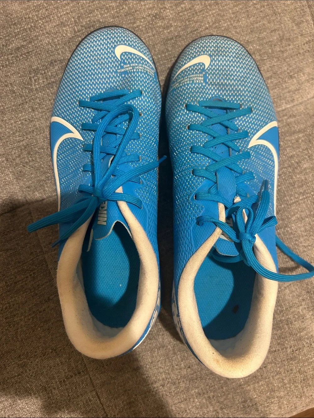 Nike Mercurial Vapor 13 Academy turf/soccer shoe
